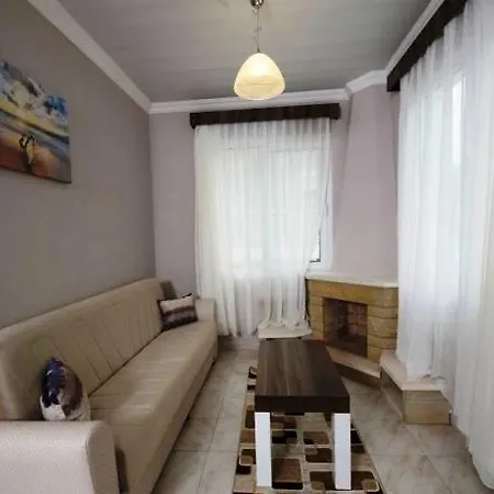 Icmeler Havuzlu *